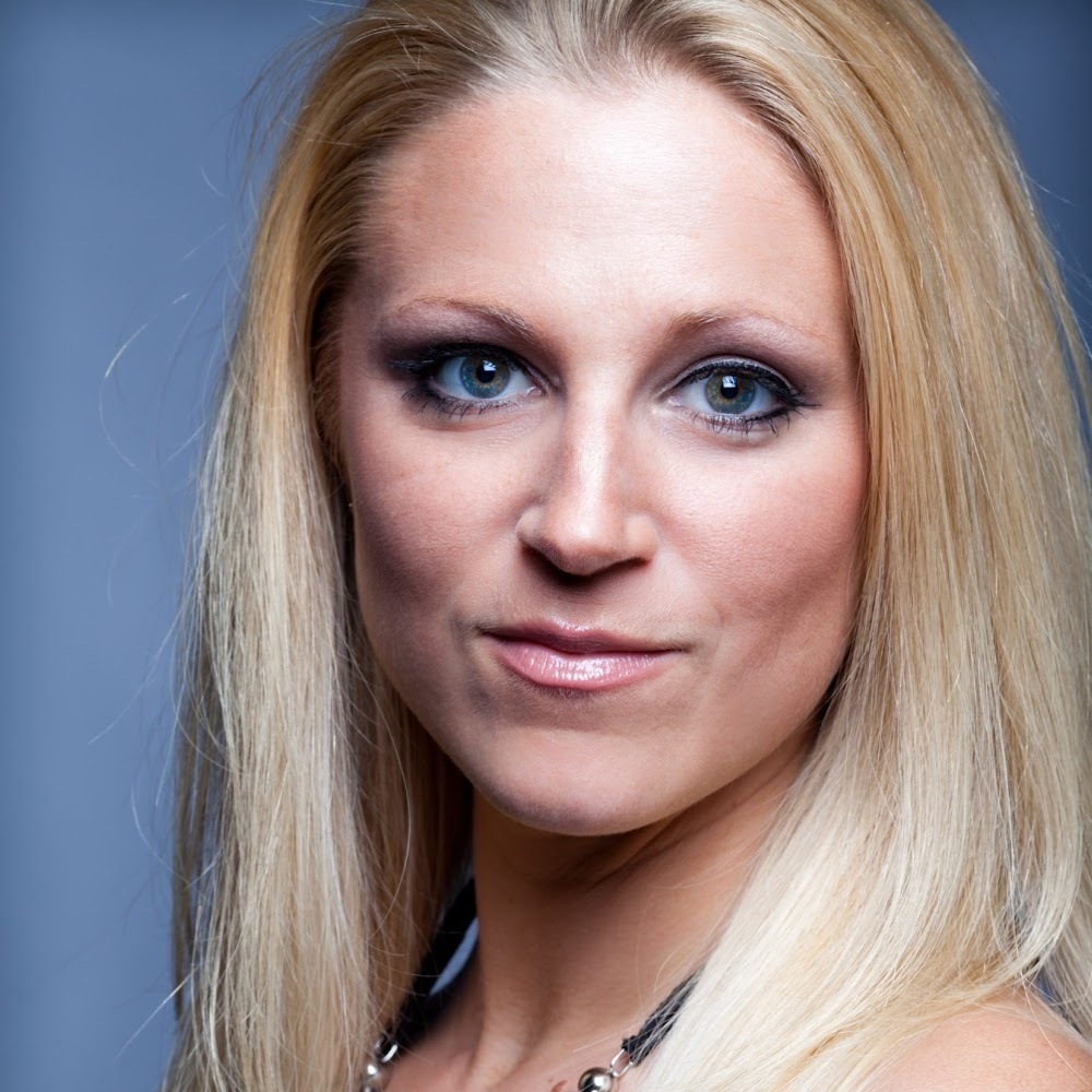 Meet your Posher, Adrian